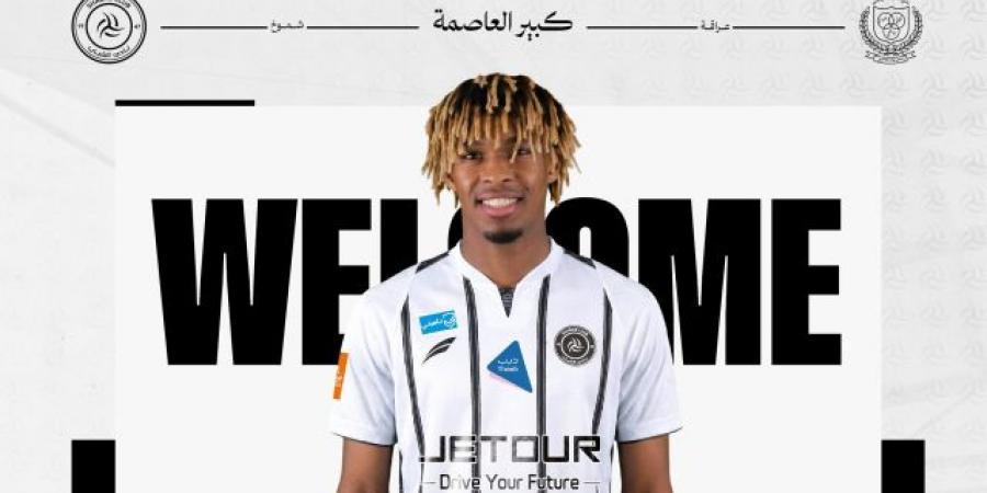 رسمياً.. الشباب يضم فواز الصقور