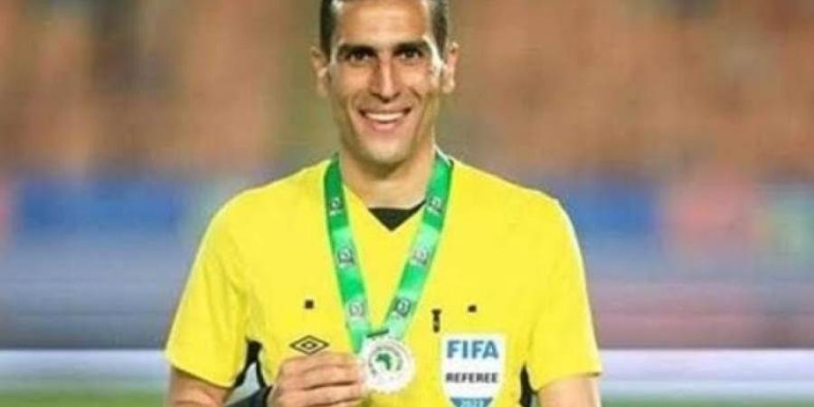 محمود ناجي حكمًا لمباراة البنك الأهلي والأهلي في دوري نايل