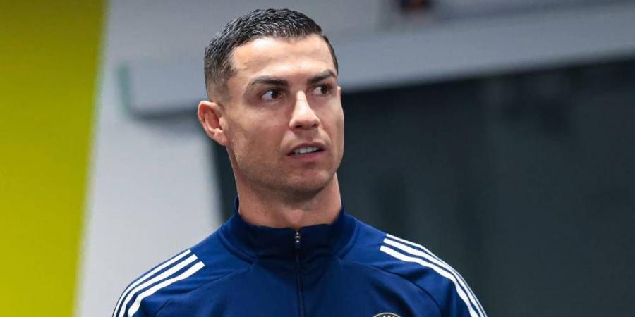 بعد تدخل مسؤولين بارزبن.. رونالدو ينهي "تمرّده" على إدارة النصر ويعود للتدريبات قبل مباراة القمة ضد الاتحاد