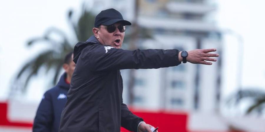 تشكيلة الوداد أمام نيروبي.. بنهاشم يعتمد على زياش وفاكا في الوسط وبانياغوا يقود الهجوم رفقة أمرابط وهنوري