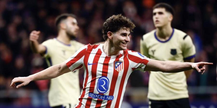 أتلتيكو مدريد "يكتسح" برشلونة برباعية ويضع قدما في نهائي كأس الملك