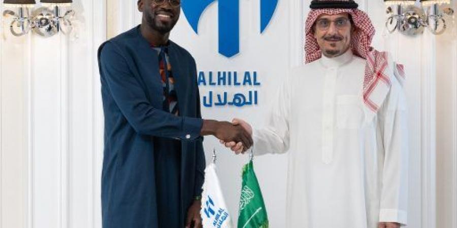 ماذا قدم كوليبالي مع الهلال قبل تجديد عقده؟