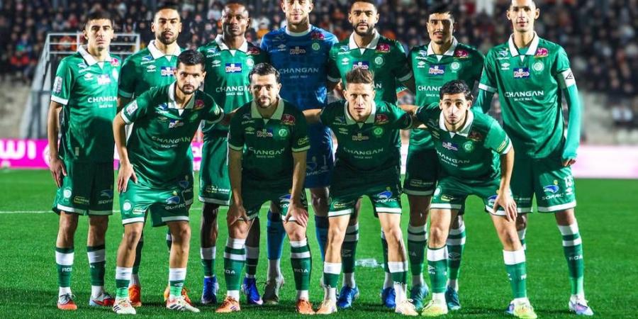 تشكيلة الرجاء أمام الحسنية.. بانون يقود الدفاع رفقة مقدم وخفيفي وفادلو يعتمد على ماتياس وساخو وشرارة في الهجوم