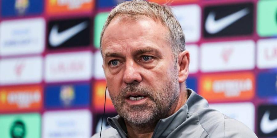 برشلونة أمام تحدي 4 مباريات في 12 يوماً وفليك يعلق على توفره على 14 لاعبا فقط من الفريق الأول!