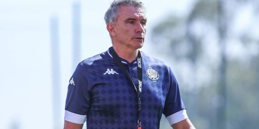 كارتيرون يشرف على أول حصة تدريبية له مع الوداد