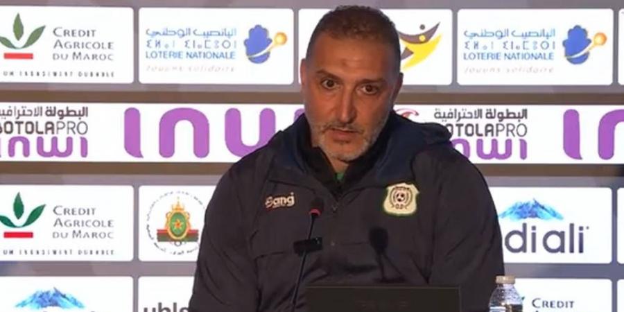 مدرب أولمبيك الدشيرة: "لا نستحق الهزيمة أمام الجيش الملكي وكثرة توقفات البطولة جعلتنا نفقد الإيقاع"