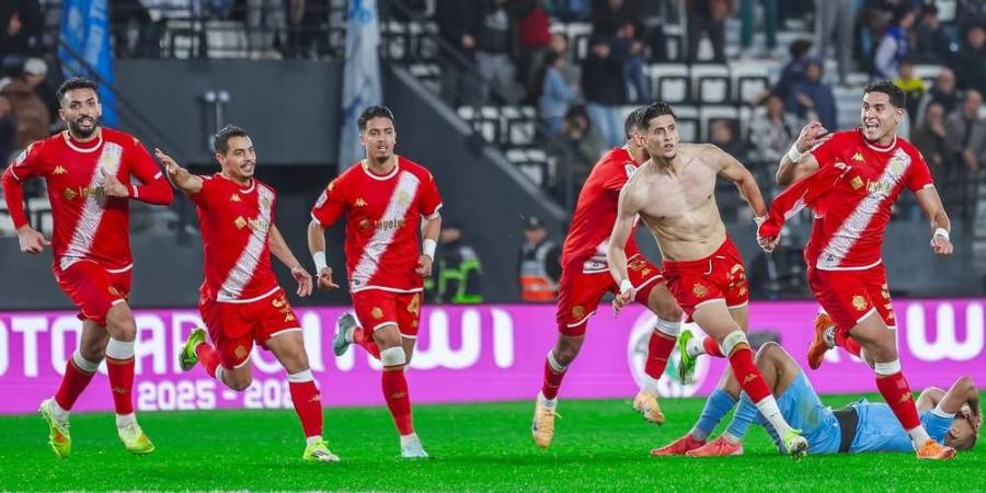 الوداد يستهدف الصدارة أمام الفتح في أول اختبار لكارتيرون