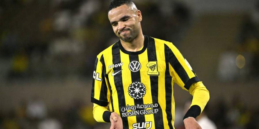 اتحاد جدة السعودي يعرض عقد النصيري للبيع ويبحث عن مهاجم جديد