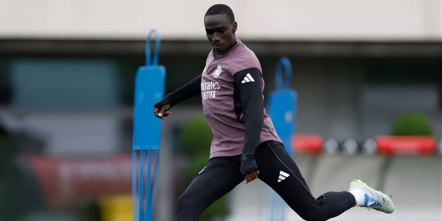 فيرلاند ميندي يعود لتدريبات ريال مدريد قبل مباراتي جيرونا وبايرن ميونيخ