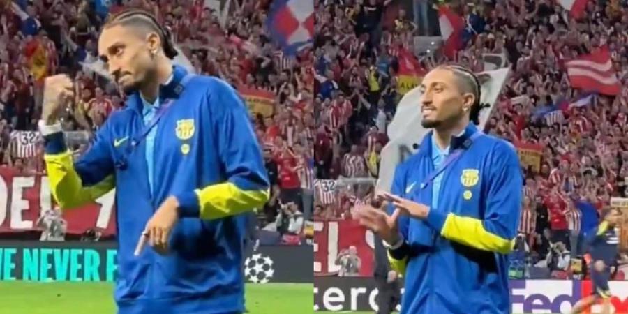 رافينيا يعتذر عن إيماءاته تجاه جماهير أتلتيكو مدريد بعد خروج برشلونة