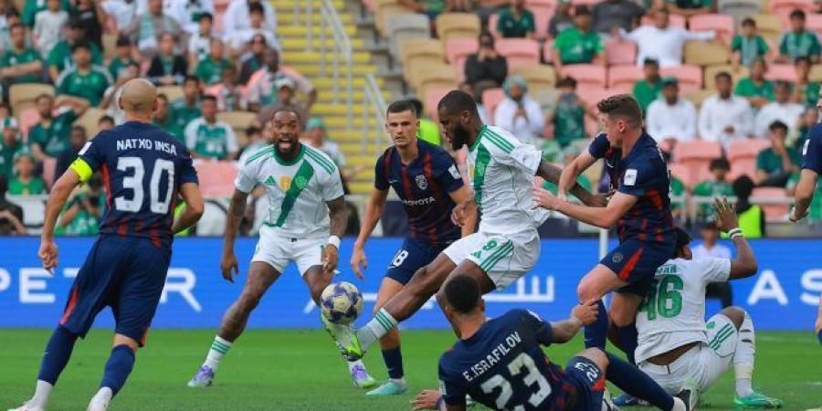 الشوط الأول… التعادل يحسم مواجهة الأهلي وجوهور دار التعظيم