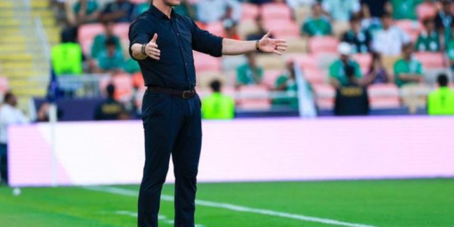 يايسله يعلن تشكيلة الأهلي الرسمية ضد جوهور دار