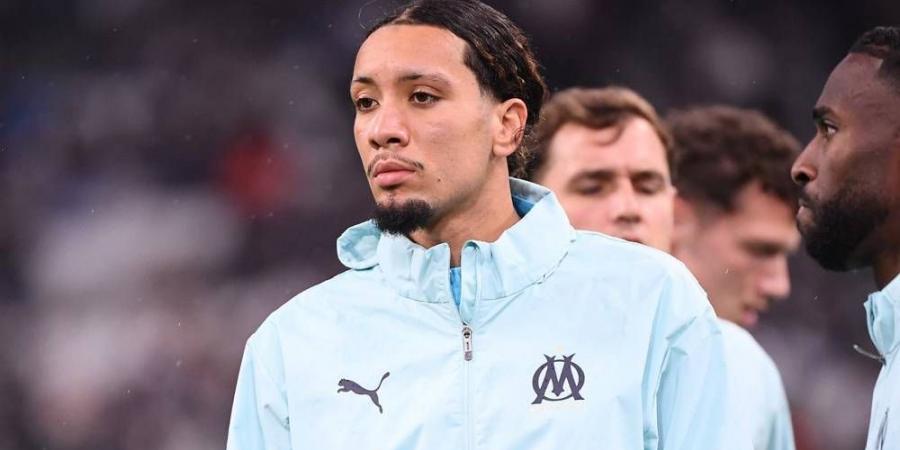 تعثر مفاوضات التجديد وخروجه من حسابات المدرب.. بلال نادر على أعتاب مغادرة أولمبيك مارسيليا وسط اهتمام أوروبي