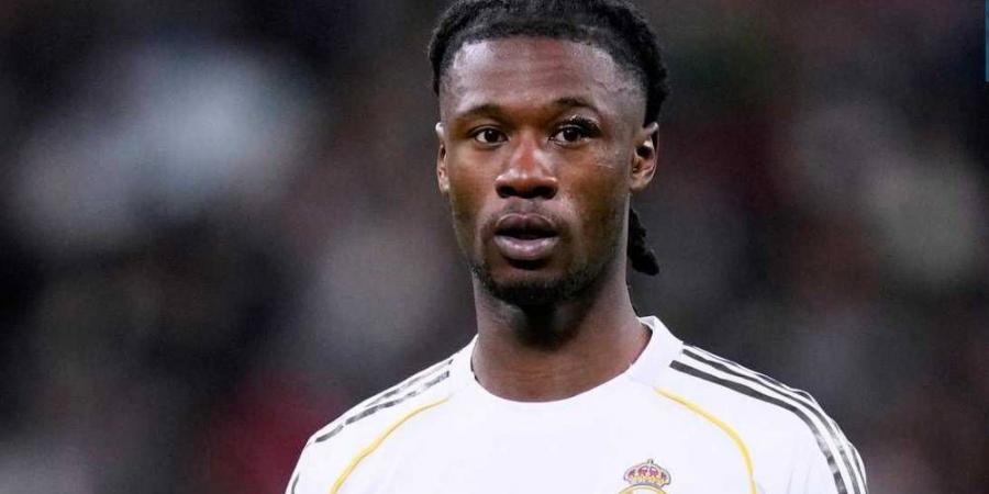 كامافينغا ينهار في غرفة ملابس ريال مدريد بعد الإقصاء أمام بايرن ميونخ في دوري الأبطال!