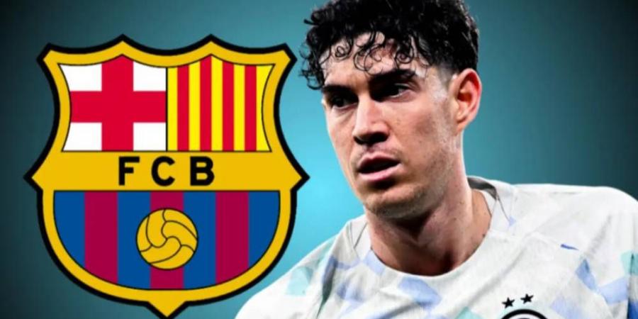 المدير الرياضي لإنتر مخاطبًا برشلونة: "إذا كان أحدهم مهتمًا بباستوني فلديه أرقام الهواتف وعليه الاتصال بدلًا من الكلام فقط"