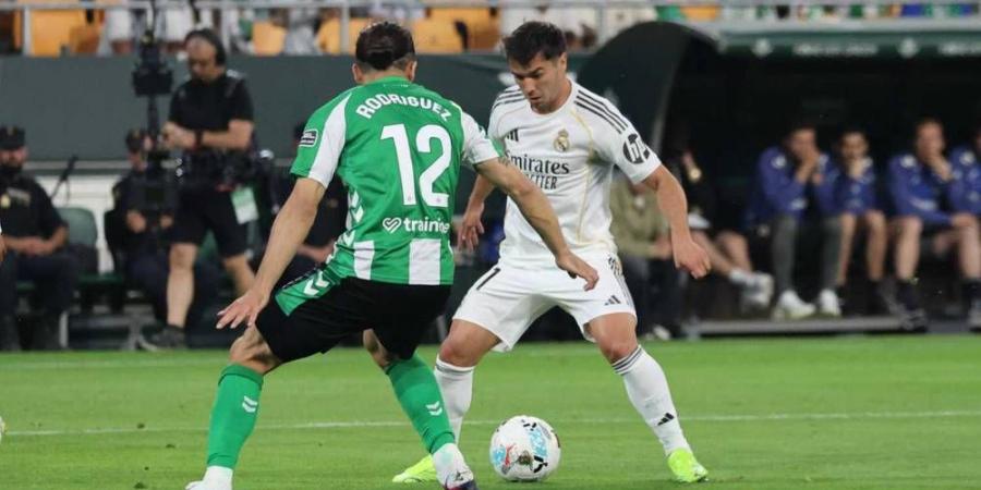 ريال بيتيس يخطف تعادلا قاتلا أمام ريال مدريد في اللحظات الأخيرة (1-1)